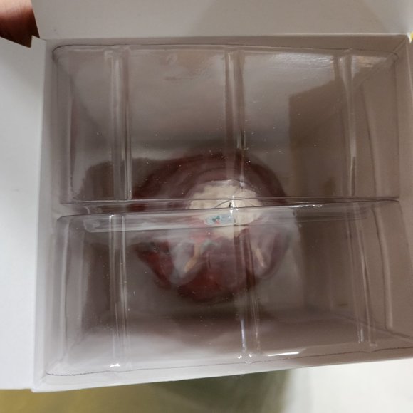 Hallmark Keepsake 1996 Club Edition BARBIE Christmas Ornament based on 1998 Doll - Picture 10 of 15